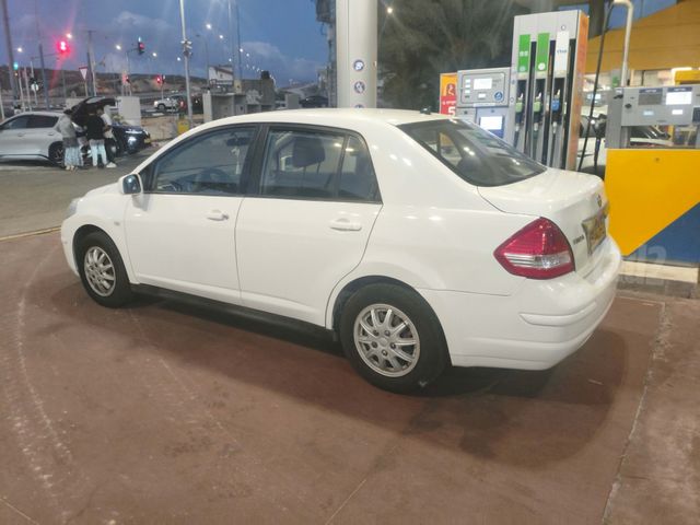 ניסאן טידה