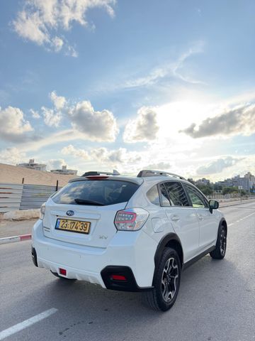 סובארו XV
