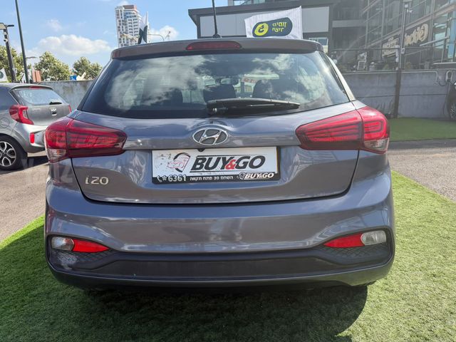 יונדאי i20
