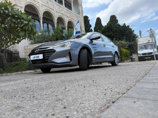 יונדאי אלנטרה