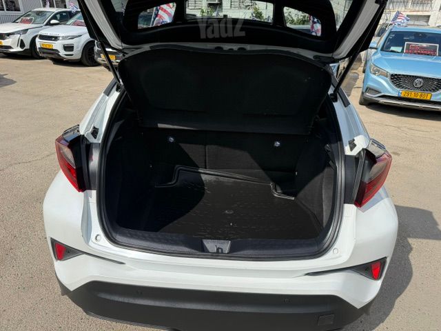 טויוטה C-HR