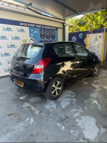 יונדאי i20