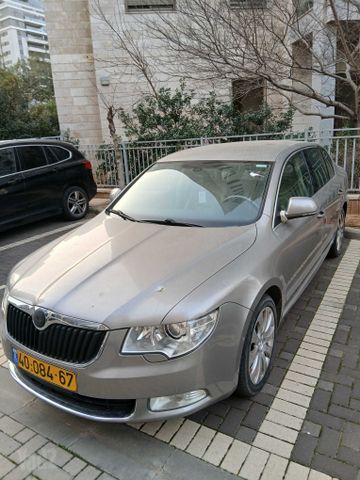 מודעת רכב סקודה סופרב