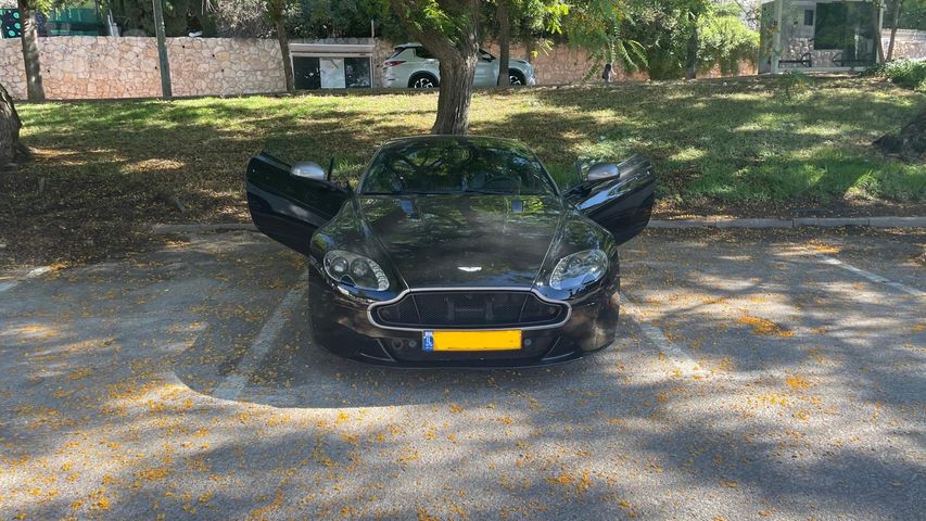 אסטון מרטין ואנטאג'