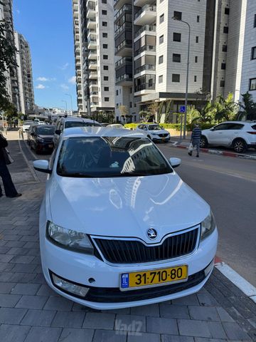סקודה ראפיד