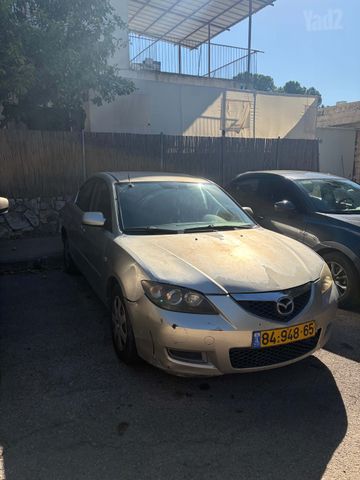 מודעת רכב מאזדה 3