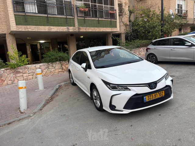 מודעת רכב טויוטה קורולה