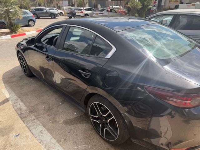 מאזדה 3