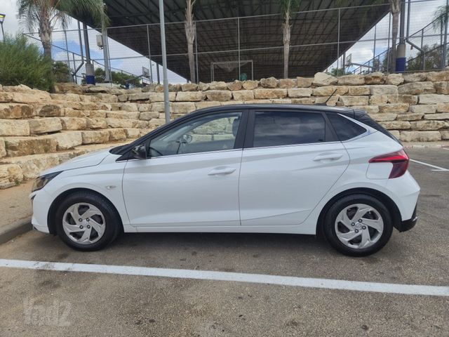 יונדאי i20