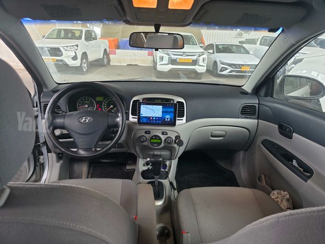 יונדאי אקסנט i25