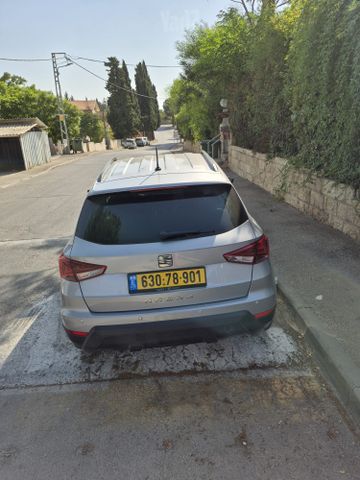סיאט ארונה