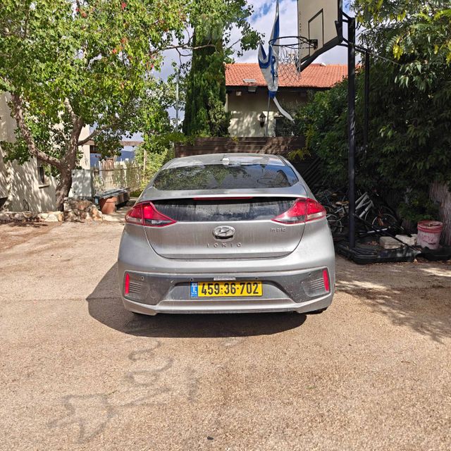 יונדאי איוניק