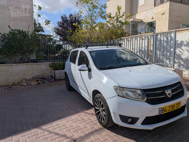 דאצ'יה סנדרו
