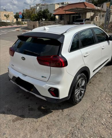 קיה נירו