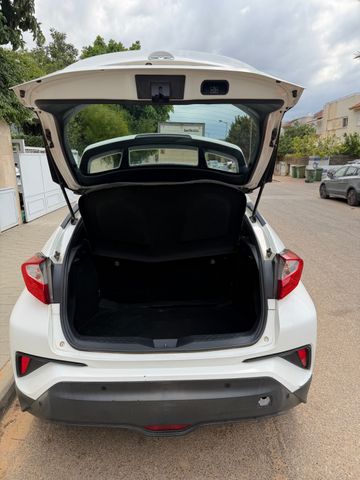 טויוטה C-HR