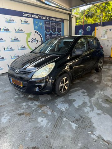 יונדאי i20