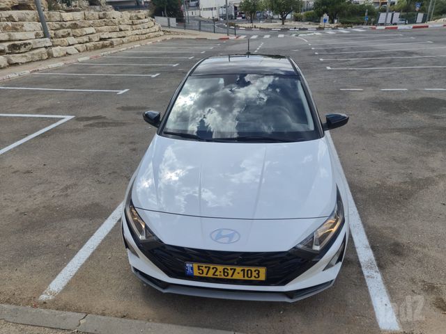יונדאי i20