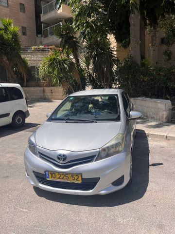 מודעת רכב טויוטה יאריס