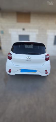 יונדאי i10