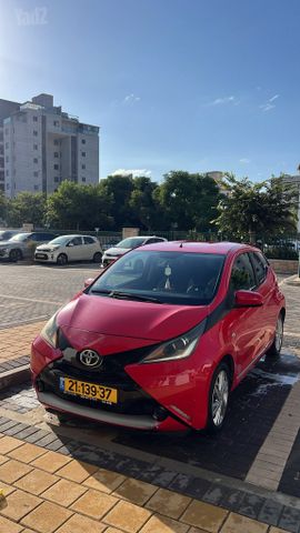 טויוטה אייגו