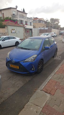 טויוטה יאריס