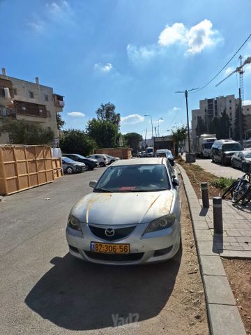 מאזדה 3
