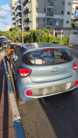 יונדאי i10