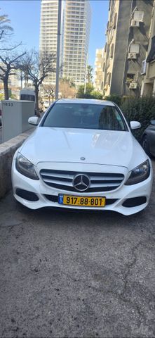 מודעת רכב מרצדס-בנץ C-class