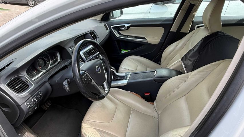 וולוו S60