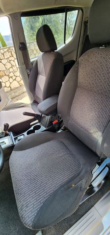 מיצובישי טרייטון / L200