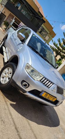 מודעת רכב מיצובישי טרייטון / L200