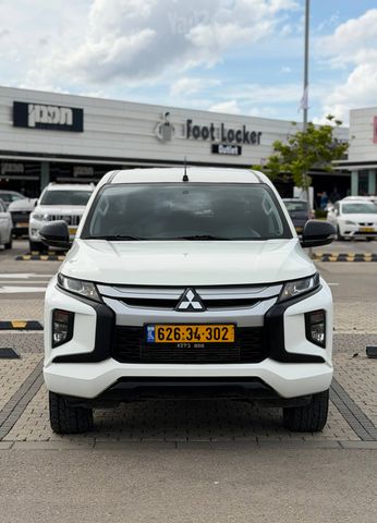 מיצובישי טרייטון / L200