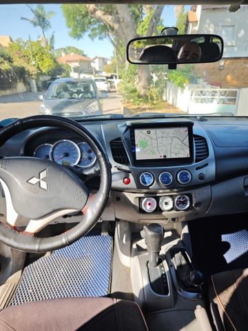 מיצובישי טרייטון / L200