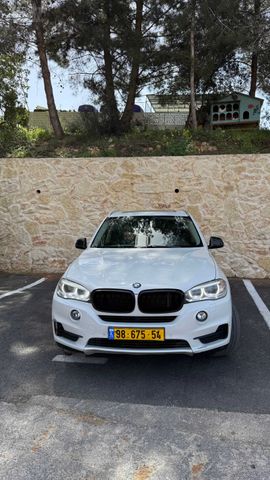 ב מ וו X5
