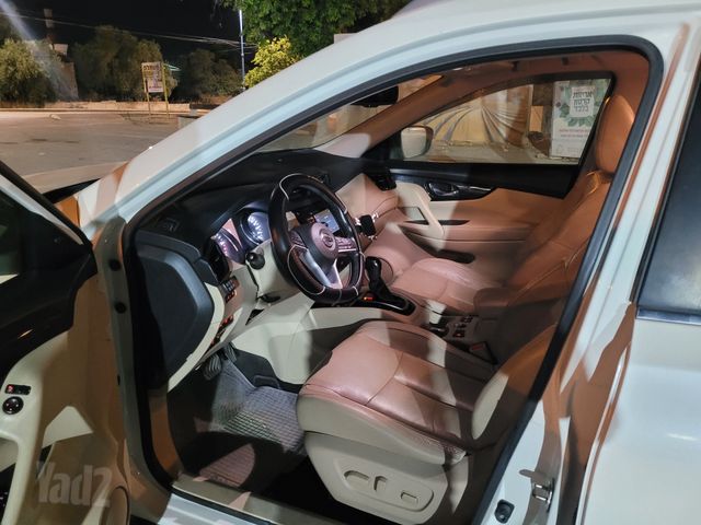 ניסאן אקס טרייל