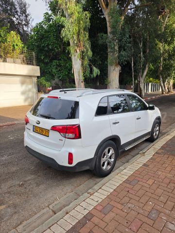 קיה סורנטו