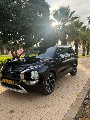 מיצובישי אאוטלנדר