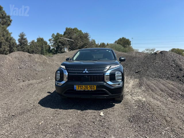 מיצובישי אאוטלנדר
