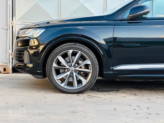 אאודי Q7