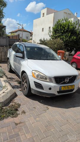 וולוו XC60