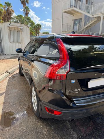 וולוו XC60