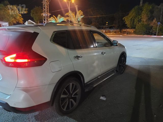 ניסאן אקס טרייל