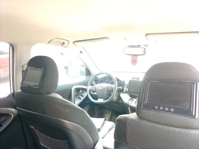 טויוטה RAV4