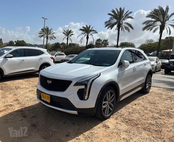 מודעת רכב קאדילק XT4