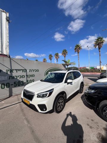 סובארו פורסטר