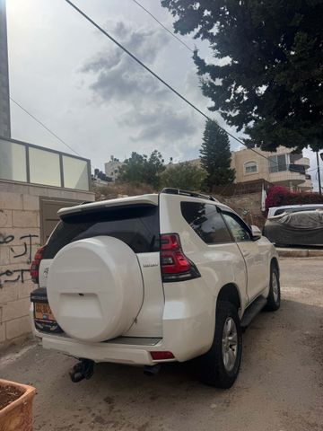 מודעת רכב טויוטה לנד קרוזר
