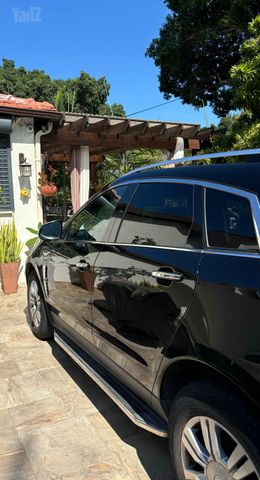 קאדילק SRX