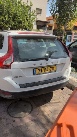 וולוו XC60