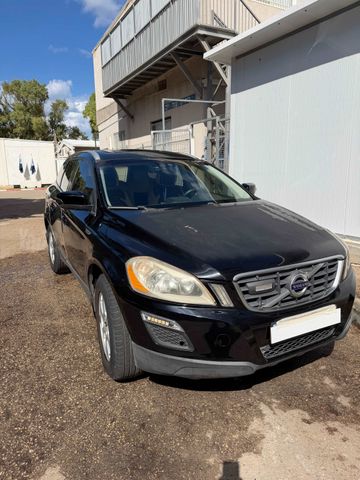 XC60 4X4 Active אוט׳ בנזין 3.0 (285 כ״ס)