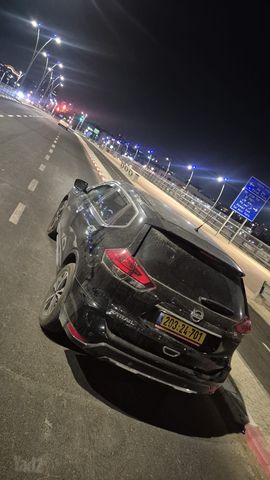 ניסאן אקס טרייל